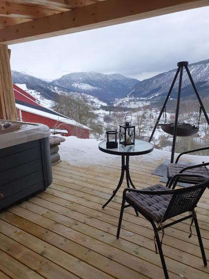 Molden 2-Fjellutsikt Og Jacuzzi Tilgang. Apartment Luster Luaran gambar